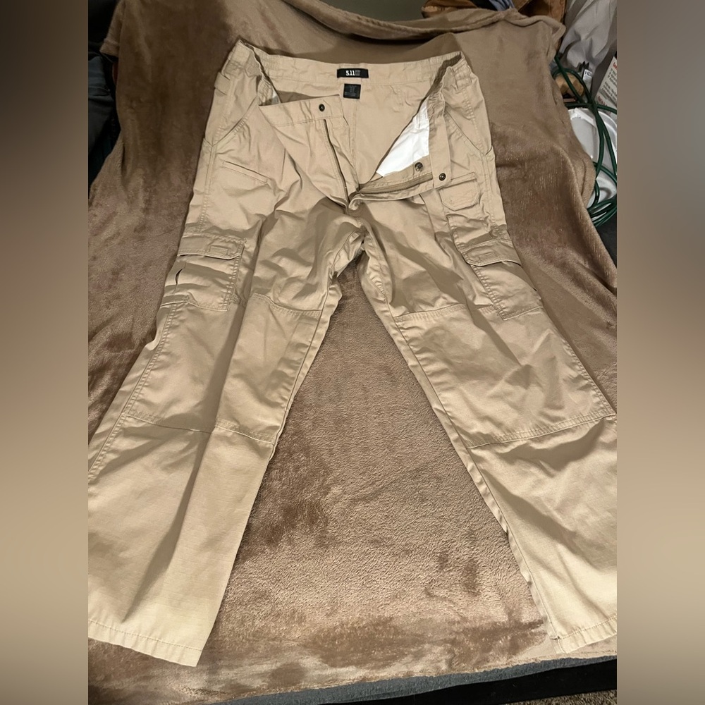 5/11 Men's Khaki Cargo Pants